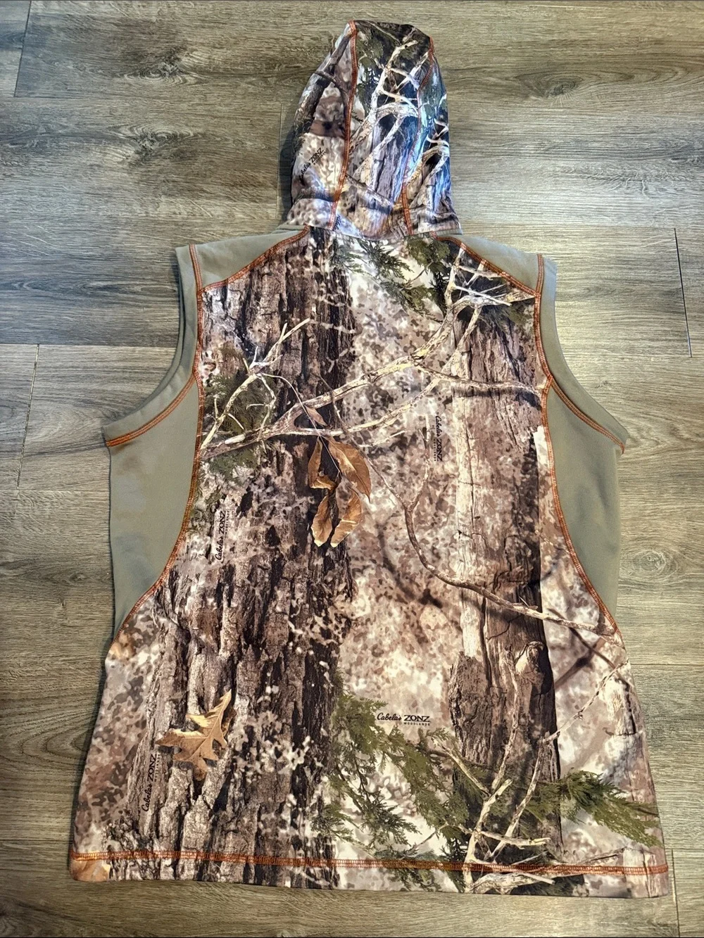 Cabela's Zonz woodland Camo Polartech Hunting Vest size L